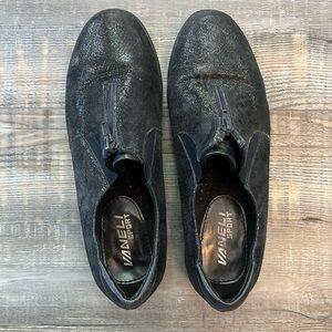 VANELlI Sports Sparkly Women’s Sneakers Size 8